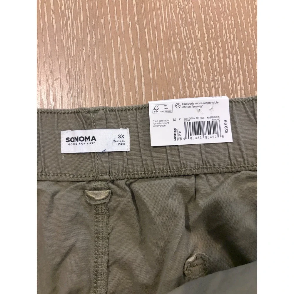 SONOMA Mid Rise Waistband Green‎ Capris With Pockets IN Size 3X